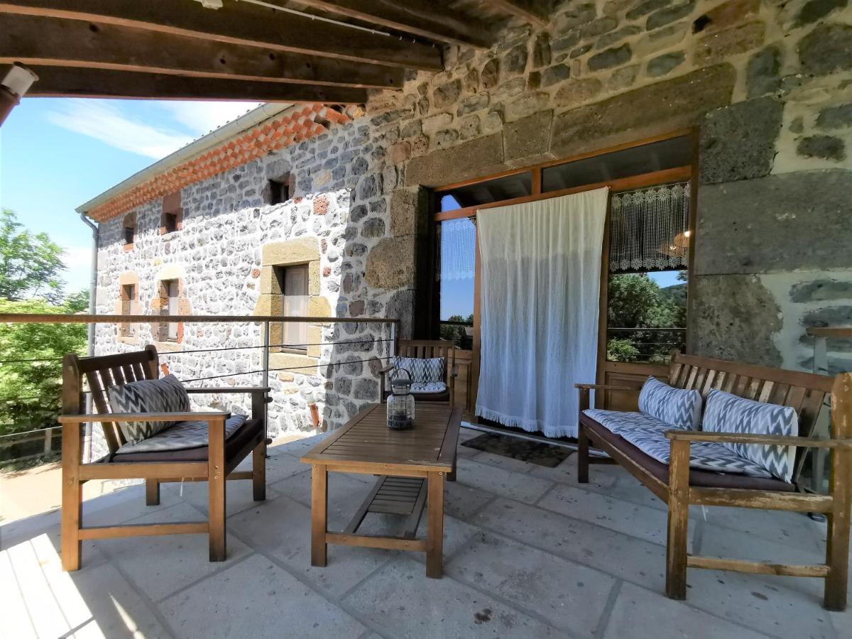 Le Clos Des Pierres Rouges Saint-Privat-dʼAllier エクステリア 写真