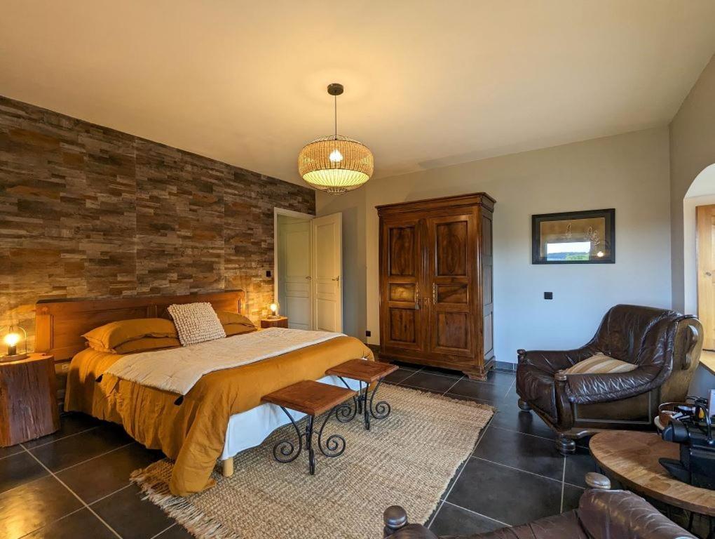 Le Clos Des Pierres Rouges Saint-Privat-dʼAllier エクステリア 写真
