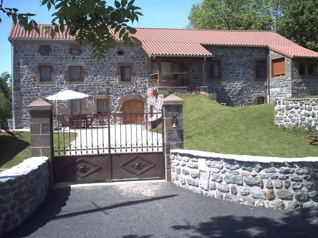 Le Clos Des Pierres Rouges Saint-Privat-dʼAllier エクステリア 写真